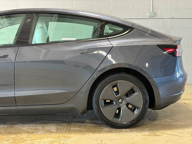 Used 2023 Tesla Model 3 Standard Range image 13