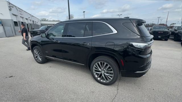 New 2026 Buick Enclave Avenir image 6