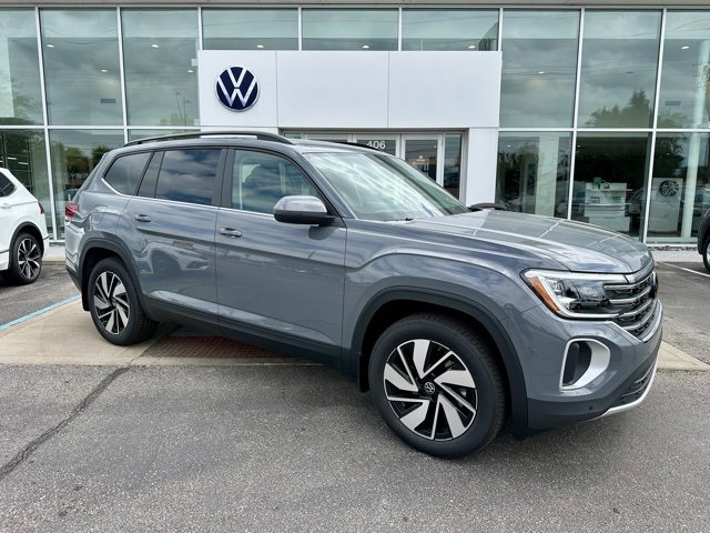 New 2026 Volkswagen Atlas SE image 1
