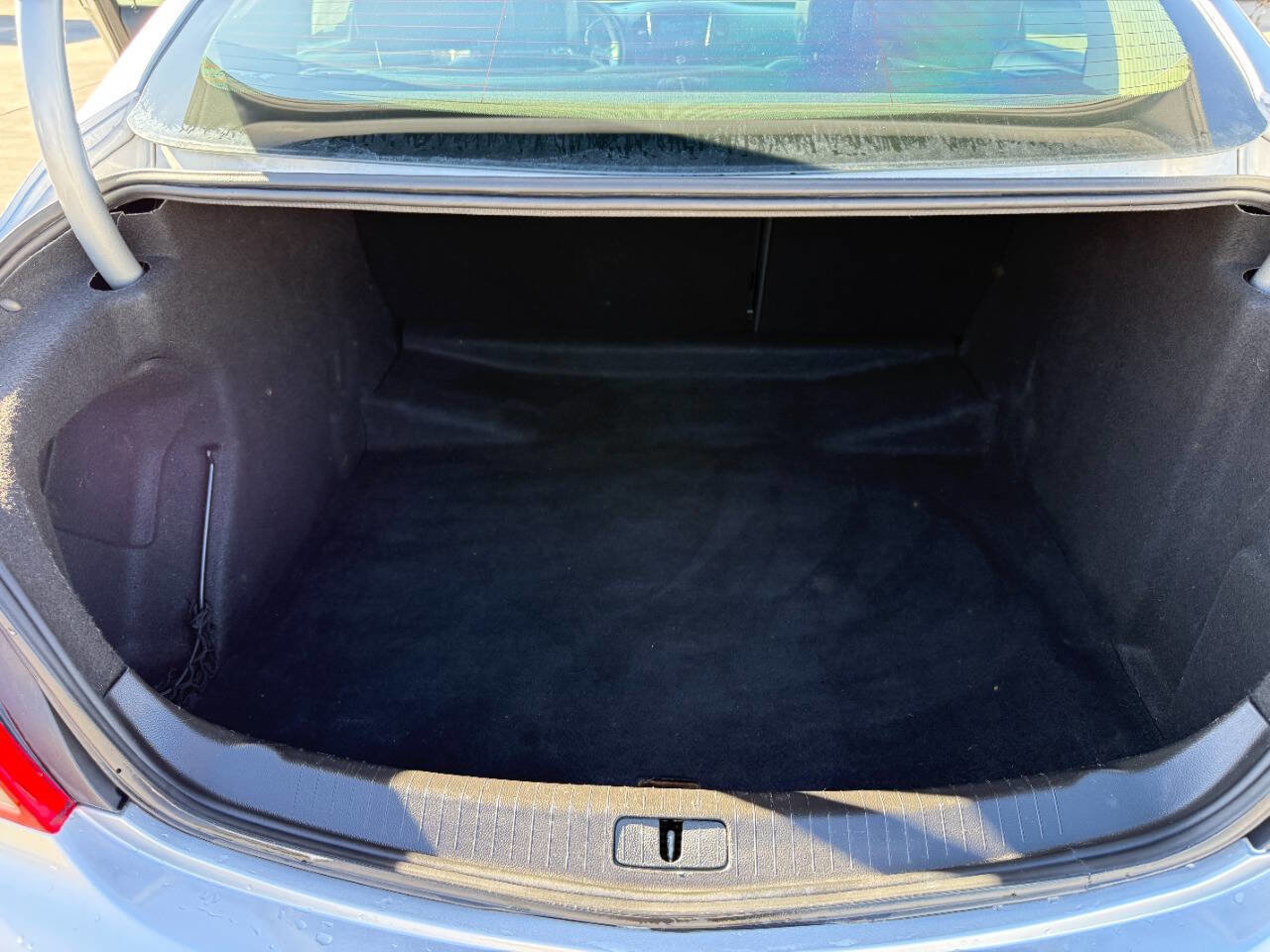Used 2012 Buick Regal Leather image 25
