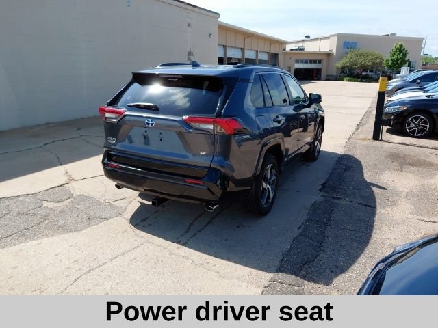 Used 2023 Toyota RAV4 SE w/ Weather & Moonroof Package AWD/4WD image 4