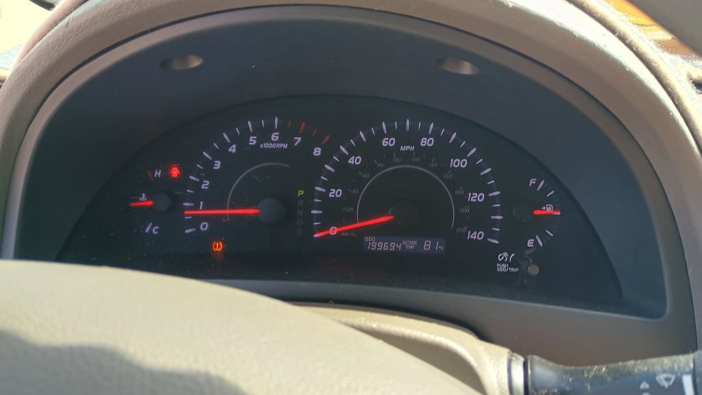 Used 2010 Toyota Camry FWD image 29