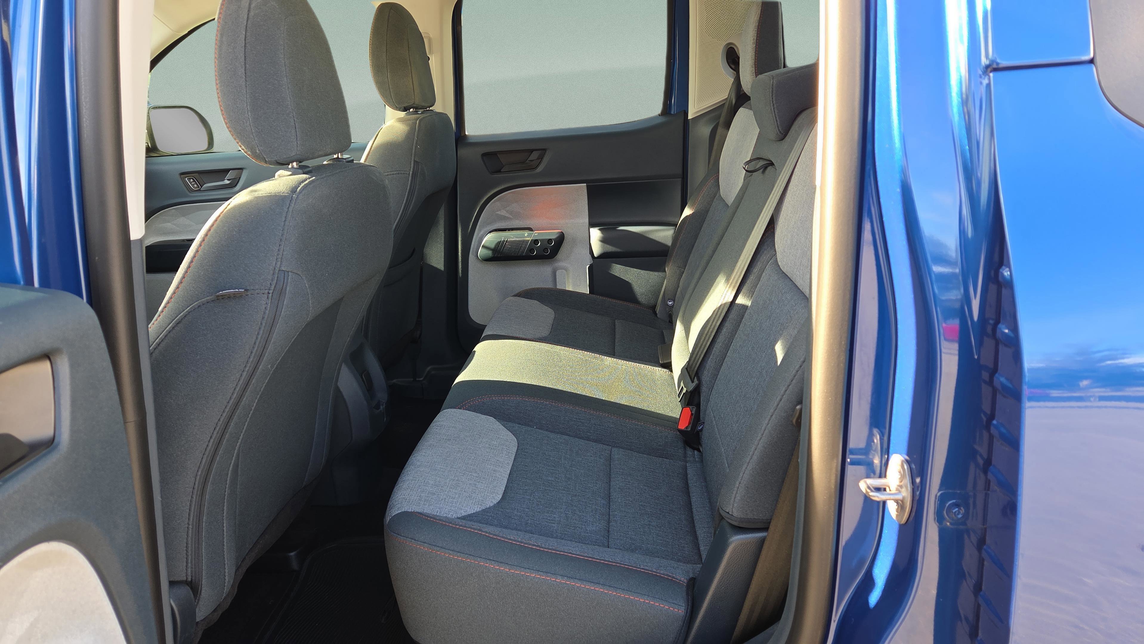 Certified 2024 Ford Maverick XLT image 13