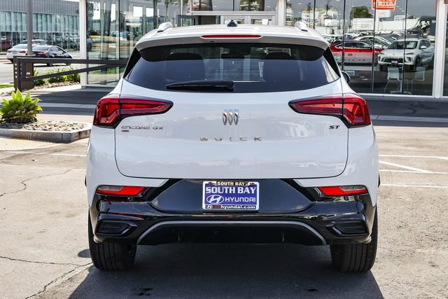 Used 2024 Buick Encore GX Sport Touring image 5