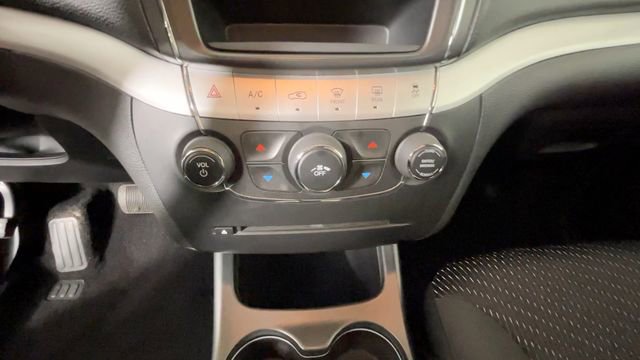 Used 2017 Dodge Journey SE w/ Blacktop Package AWD/4WD image 28