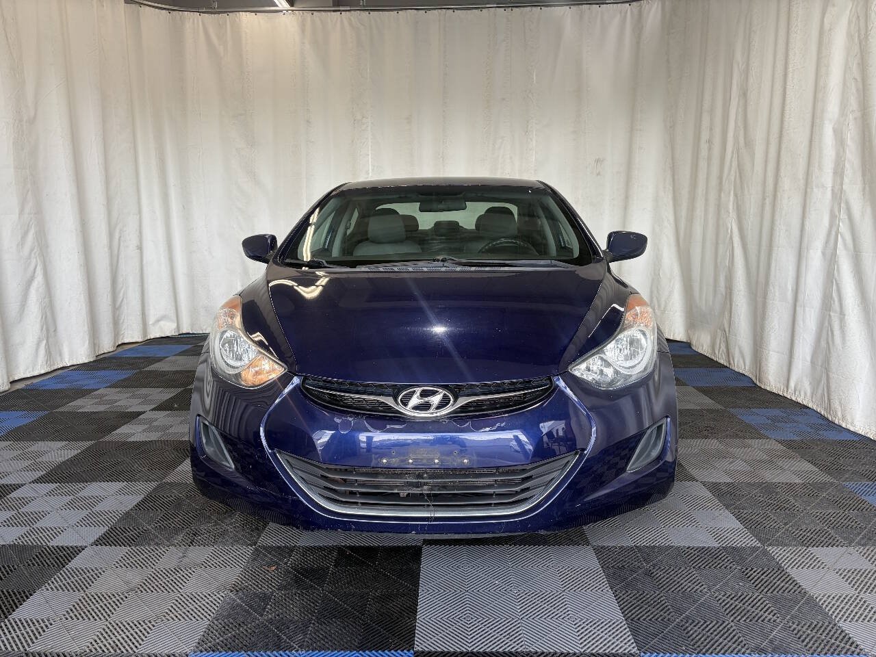 Used 2011 Hyundai Elantra GLS FWD image 4