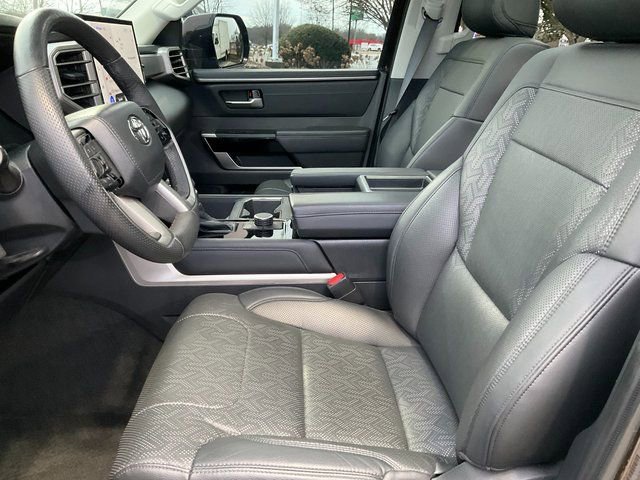 Used 2023 Toyota Tundra Limited w/ Power Package image 5