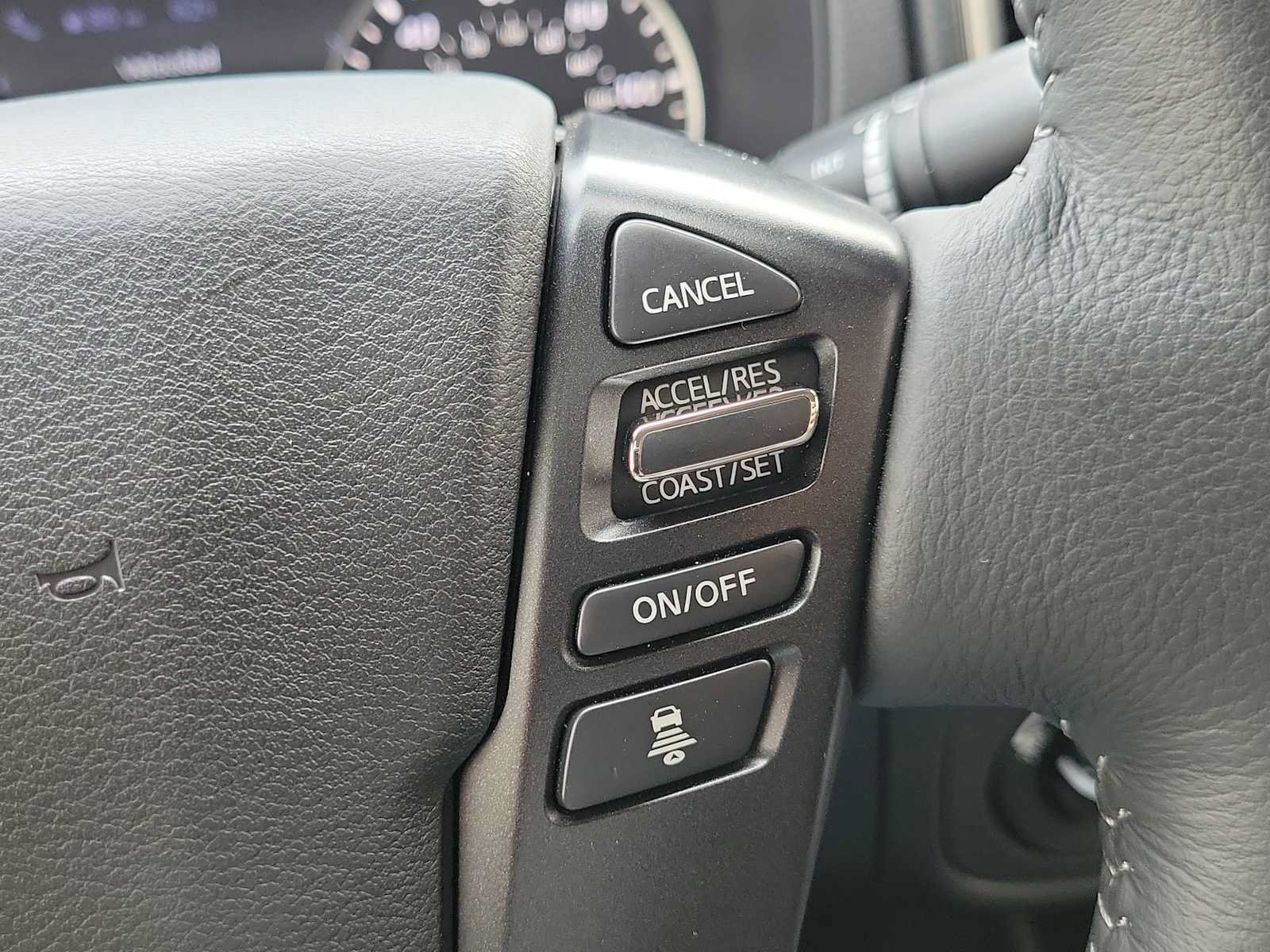 Used 2025 Nissan Frontier SV w/ SV Convenience Package AWD/4WD image 23