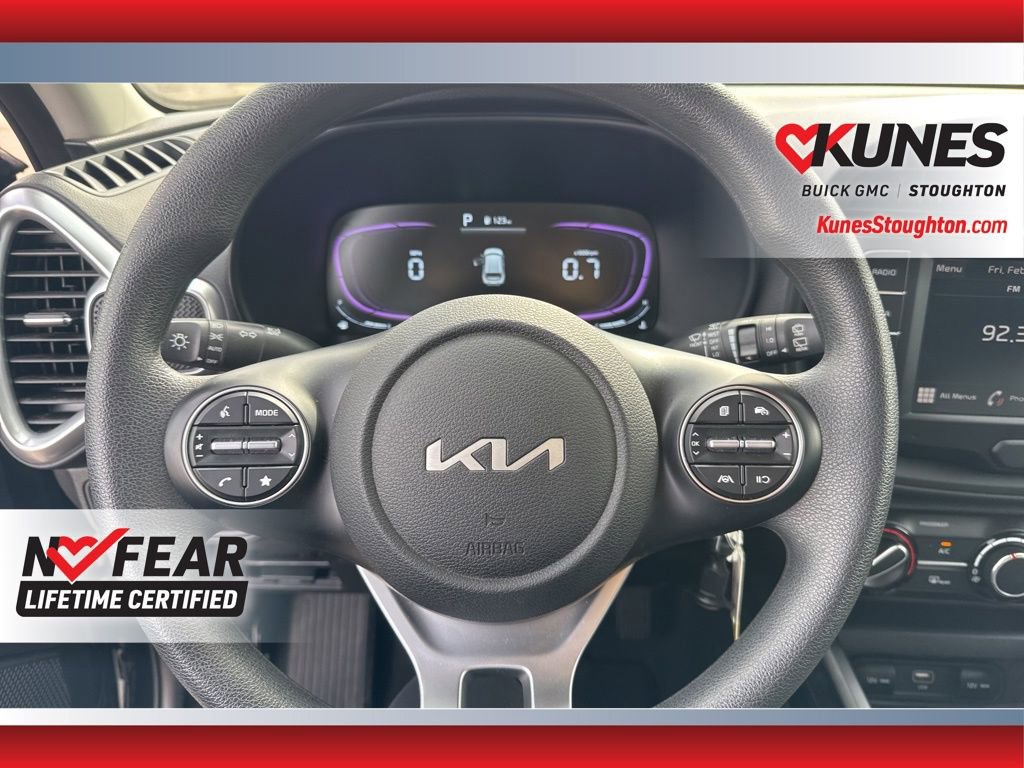 Used 2025 Kia Soul LX w/ LX Technology Package image 25