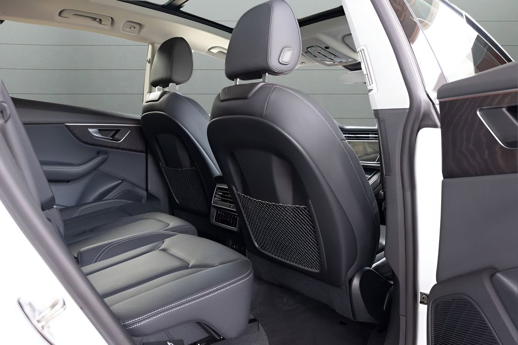 Used 2023 Audi Q8 Premium Plus AWD/4WD image 66