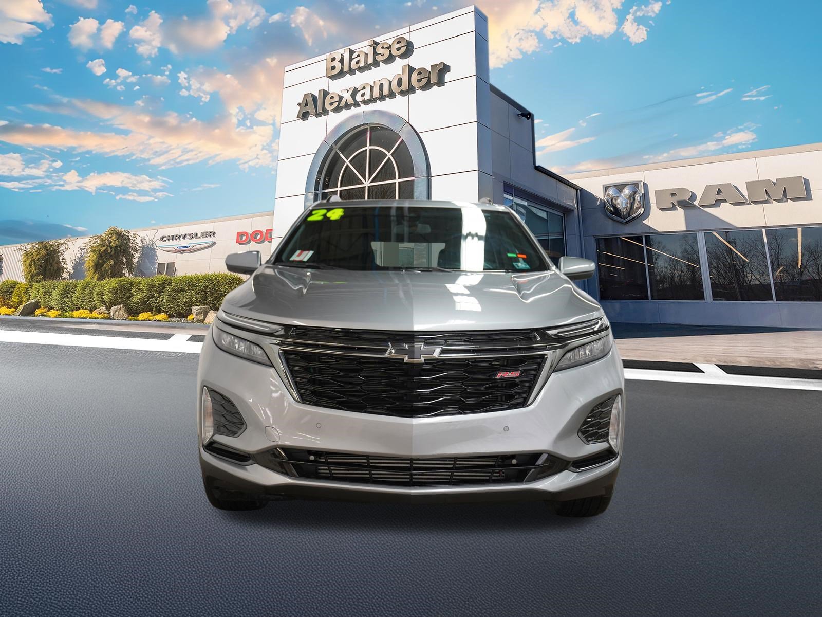 Used 2024 Chevrolet Equinox RS image 11