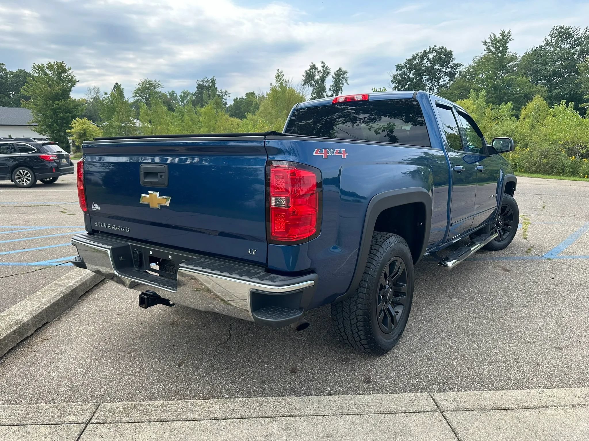 Used 2015 Chevrolet Silverado 1500 LT w/ All Star Edition AWD/4WD image 5