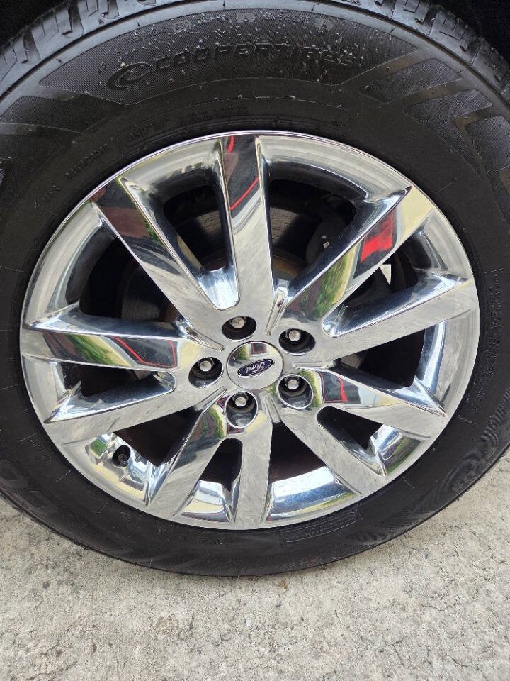 Used 2013 Ford Edge SEL AWD/4WD image 17