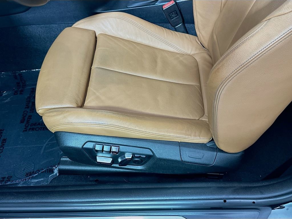 Used 2020 BMW 230i Coupe w/ M Sport Package image 21