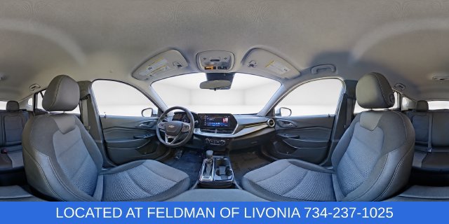 Used 2025 Chevrolet Trax LT w/ Driver Confidence Package FWD image 9