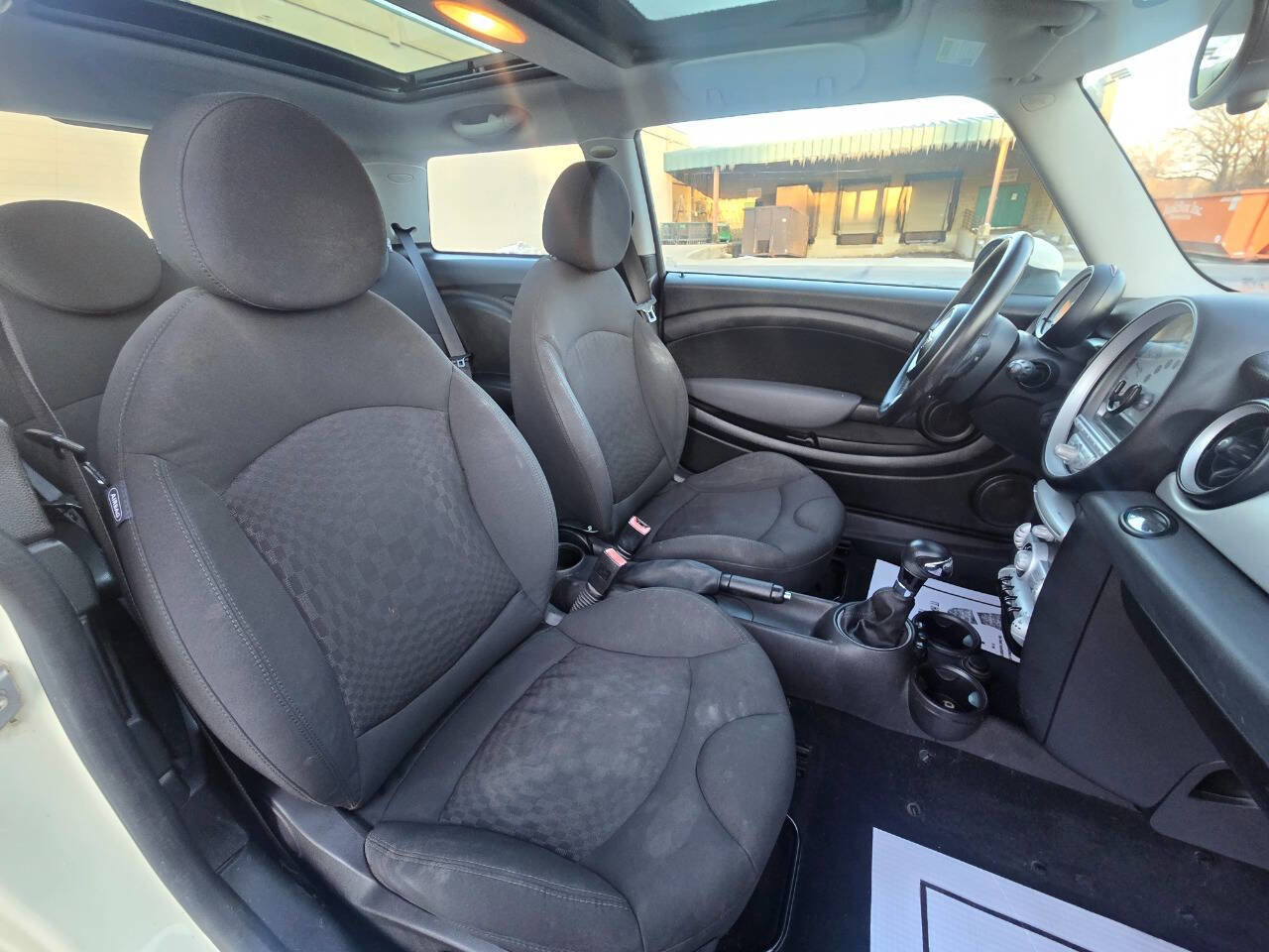Used 2010 MINI Cooper Hardtop image 27