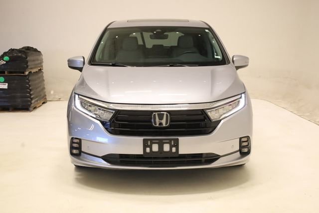 Used 2024 Honda Odyssey Touring image 2