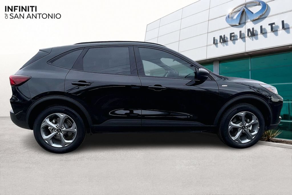 Used 2025 Ford Escape ST-Line AWD/4WD image 45