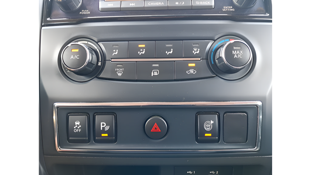 Used 2022 Nissan Titan SV AWD/4WD image 20