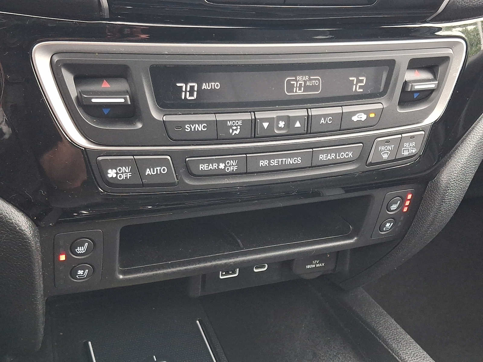 Certified 2025 Honda Passport Black Edition image 16
