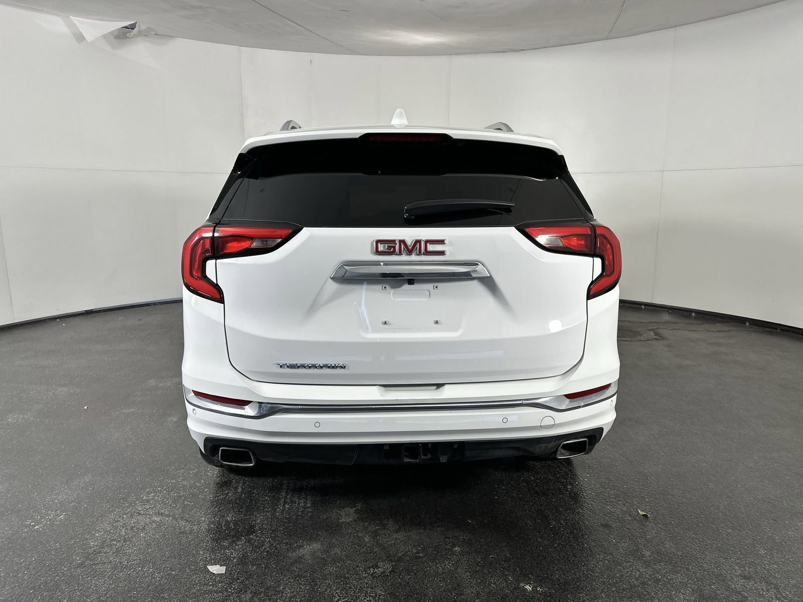Used 2018 GMC Terrain Denali w/ Advanced Safety Package FWD image 7