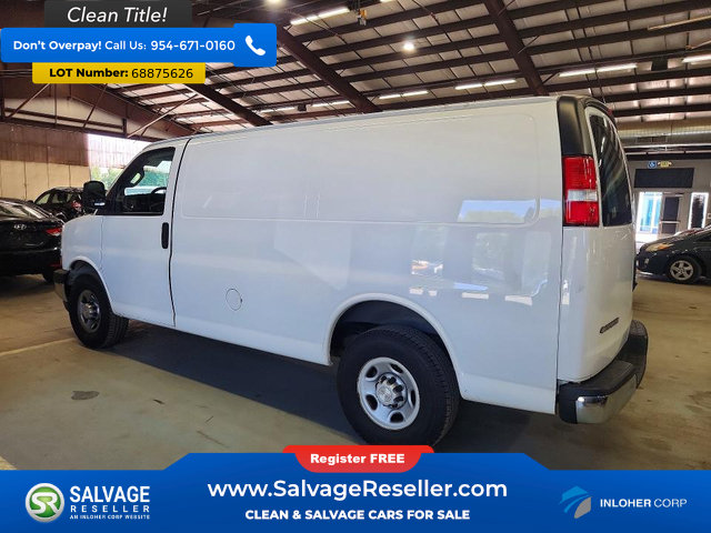 Used 2019 Chevrolet Express 2500 w/ Driver Convenience Package RWD image 3