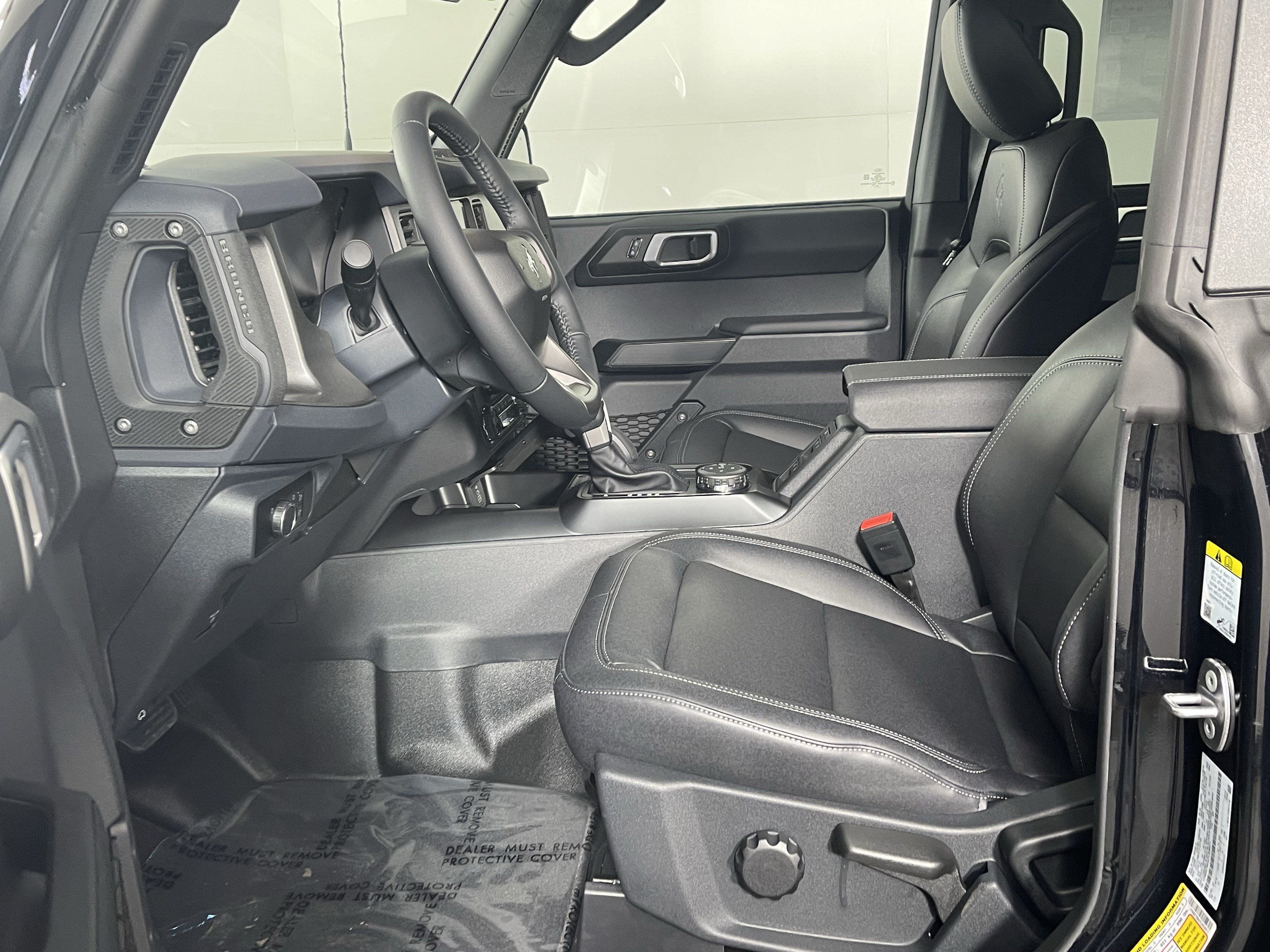 New 2026 Ford Bronco Big Bend w/ Black Diamond Package AWD/4WD image 11