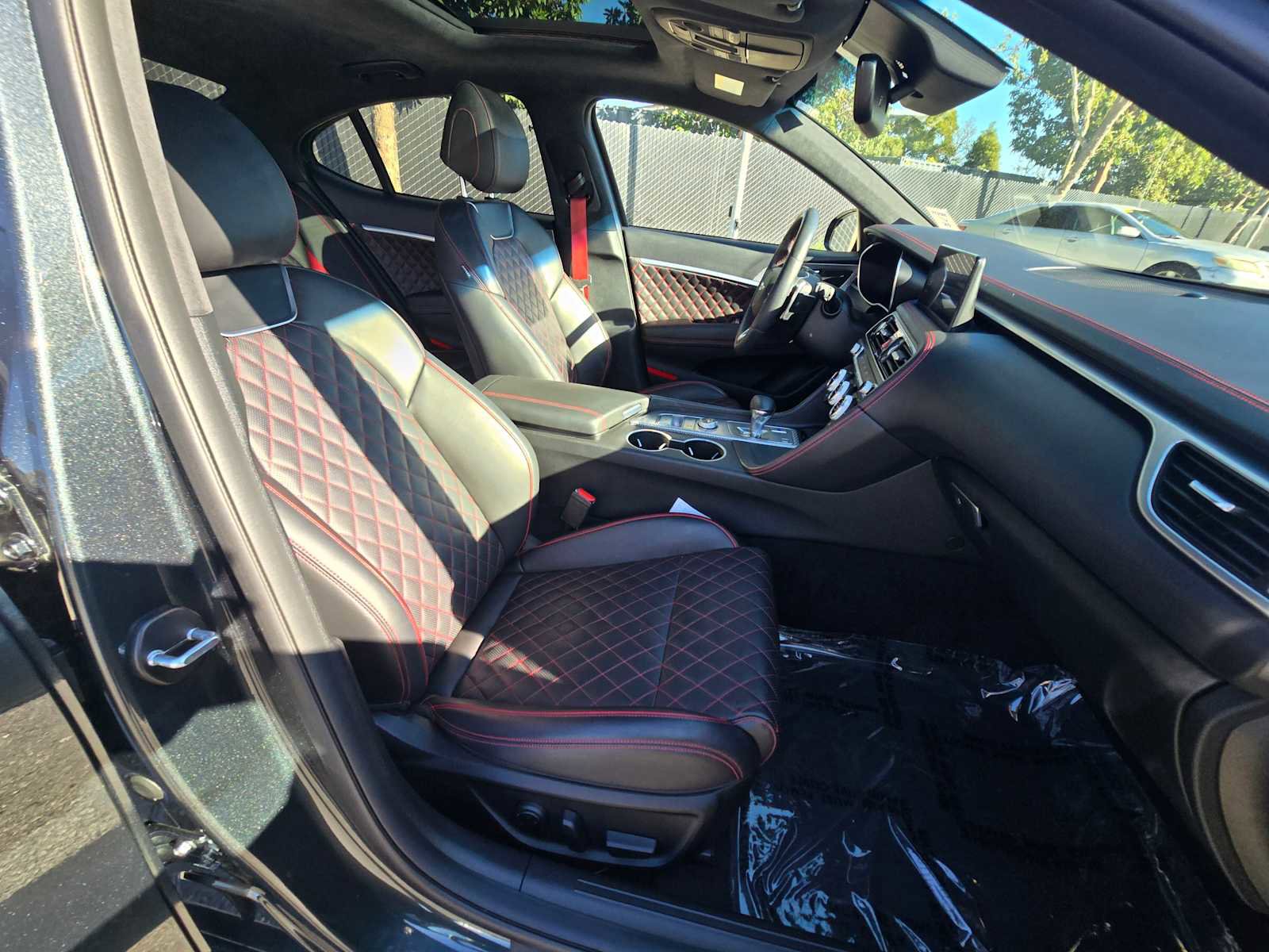 Used 2023 Genesis G70 3.3T w/ Sport Prestige Package image 11