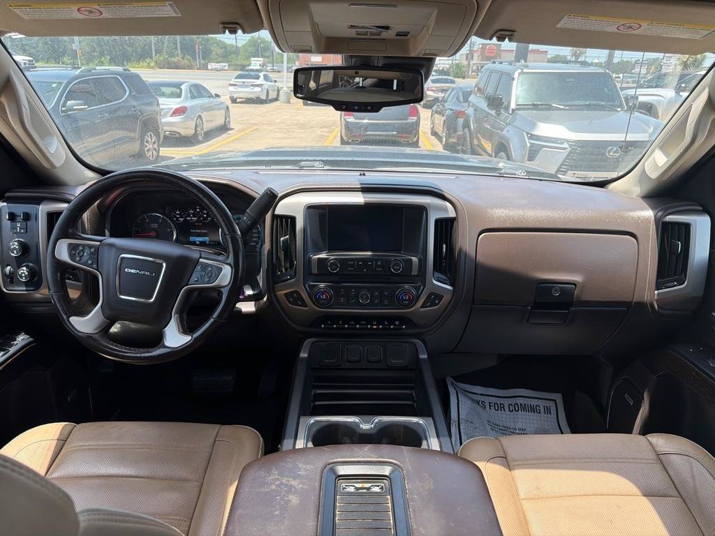 Used 2019 GMC Sierra 2500 Denali w/ Duramax Plus Package AWD/4WD image 18