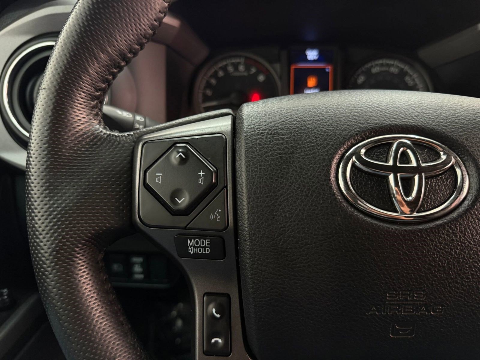 Used 2023 Toyota Tacoma TRD Off-Road AWD/4WD image 14