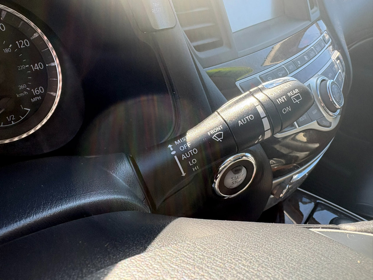 Used 2014 INFINITI QX60 FWD w/ Deluxe Touring Package image 20