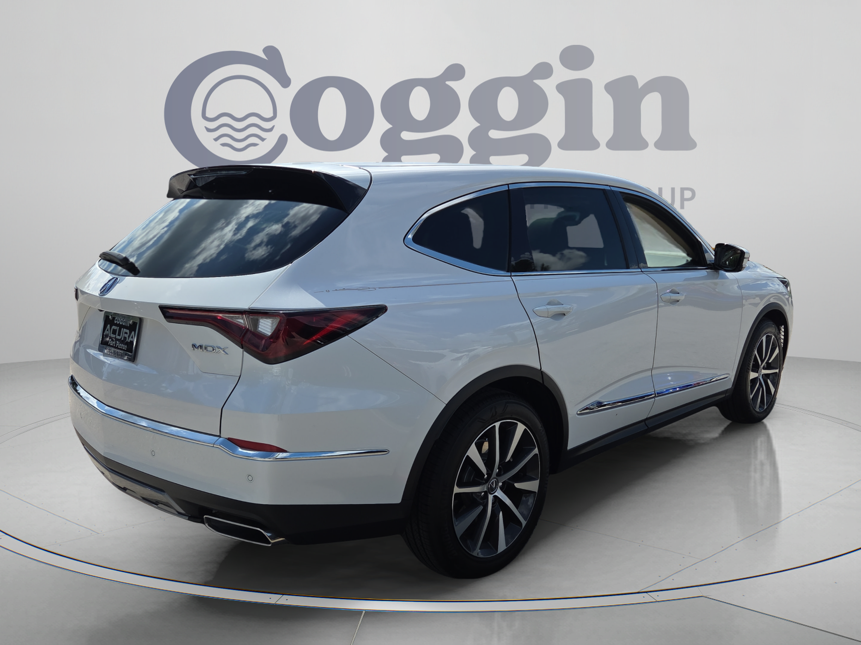 Certified 2026 Acura MDX FWD w/ Technology Package image 5