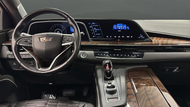 Used 2022 Cadillac Escalade Sport Platinum w/ LPO, ONYX Package AWD/4WD image 10