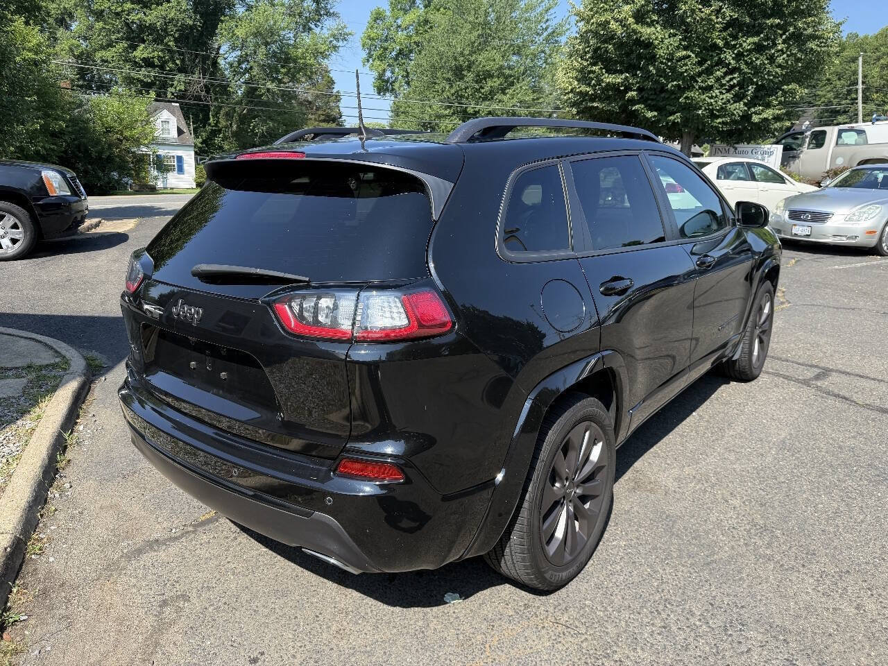 Used 2019 Jeep Cherokee High Altitude AWD/4WD image 9
