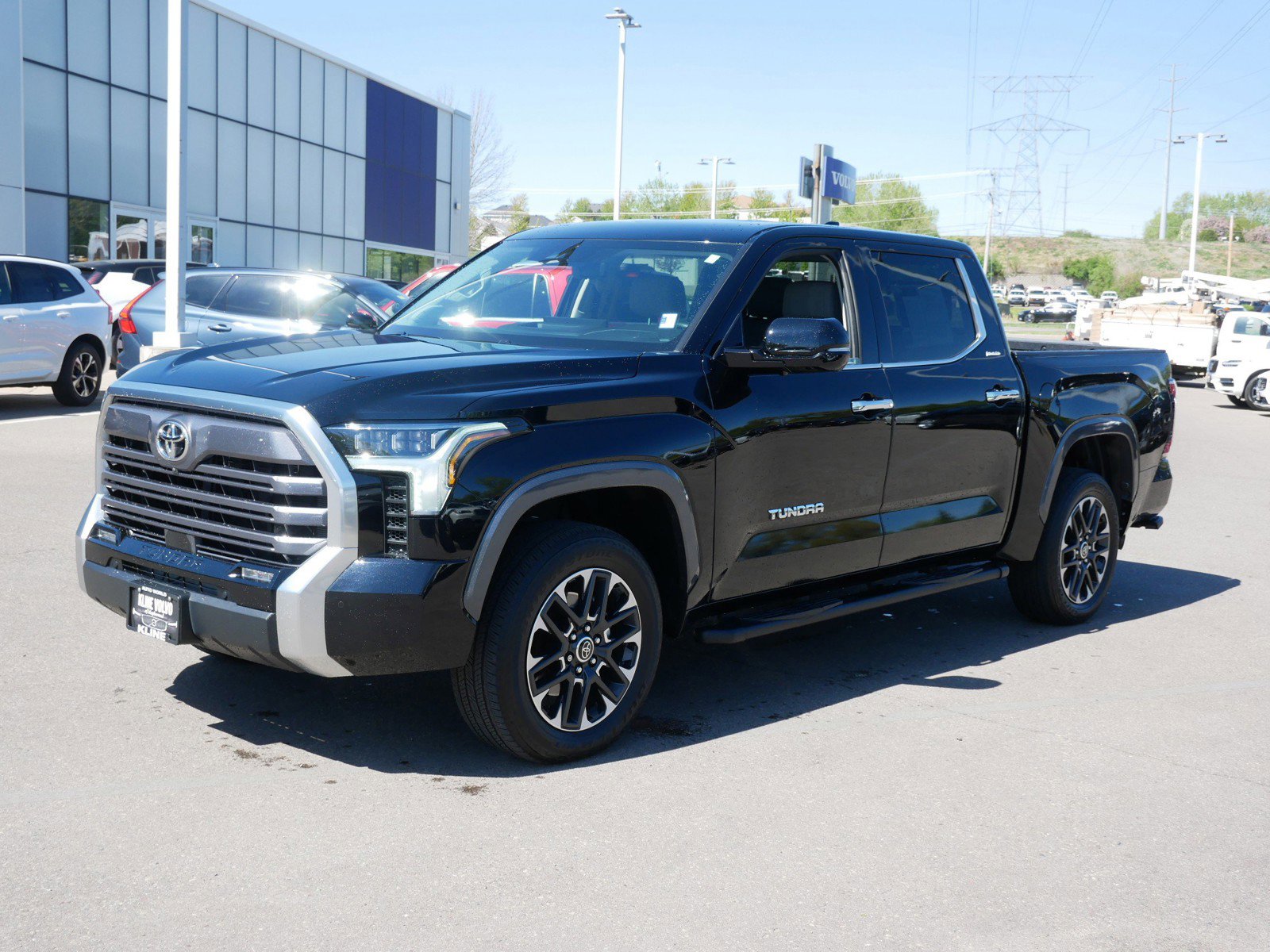 Used 2023 Toyota Tundra Limited AWD/4WD image 3