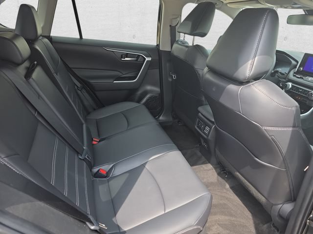 Used 2023 Toyota RAV4 XLE Premium AWD/4WD image 11