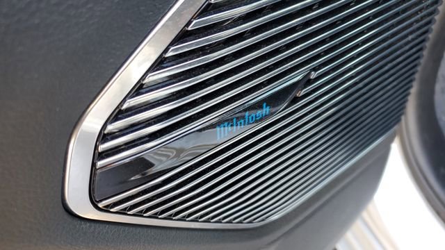 Used 2022 Jeep Grand Cherokee Overland w/ Advanced Protech Group III image 6