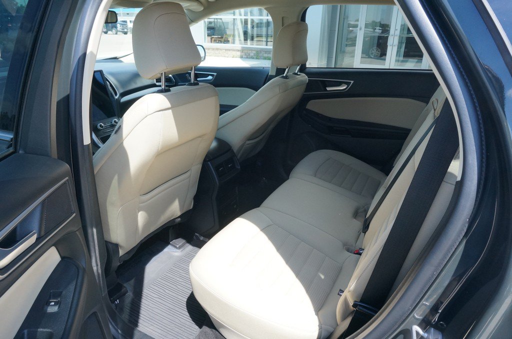 Used 2023 Ford Edge SEL w/ Convenience Package AWD/4WD image 8