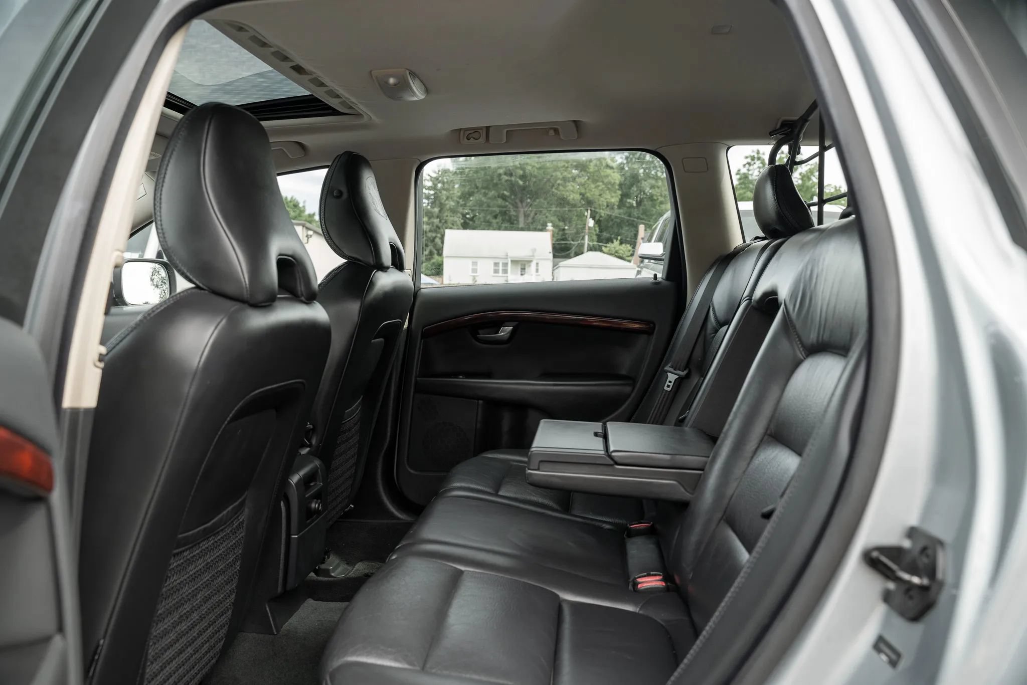 Used 2008 Volvo XC70 3.2 AWD/4WD image 9