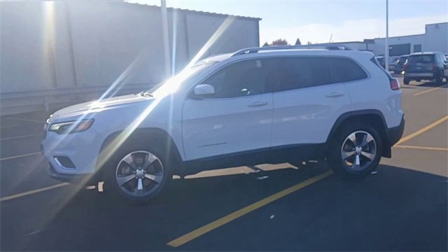 Used 2019 Jeep Cherokee Limited image 7