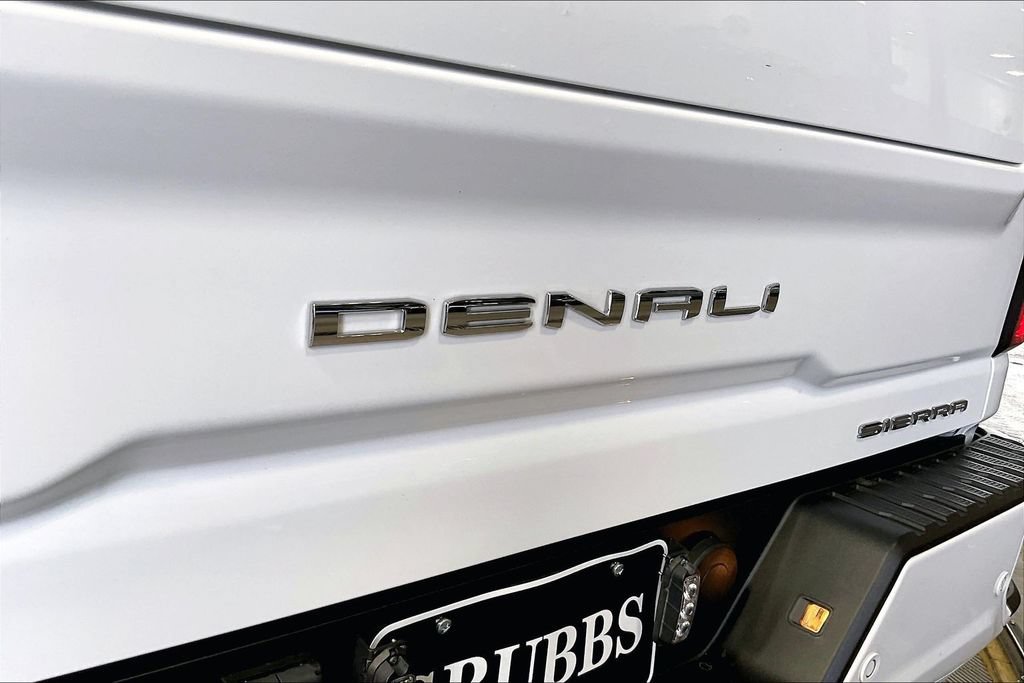 Used 2025 GMC Sierra 2500 Denali w/ Denali Reserve Package AWD/4WD image 41
