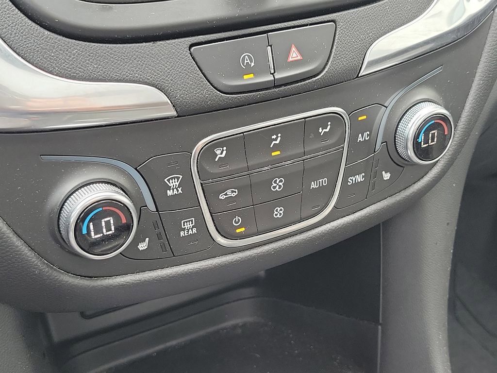 Used 2022 Chevrolet Equinox LT FWD image 32
