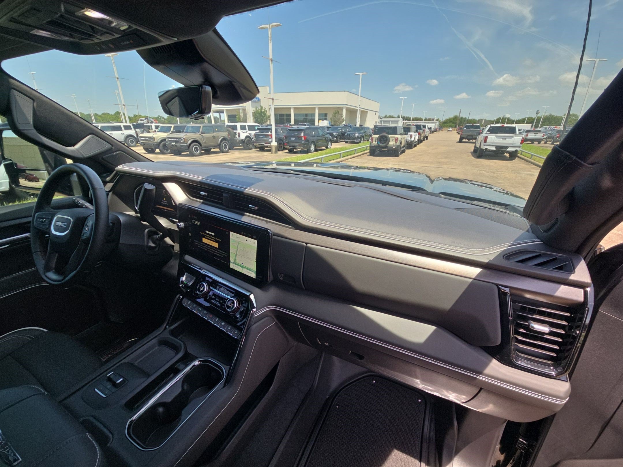 Used 2026 GMC Sierra 2500 AT4X AWD/4WD image 32
