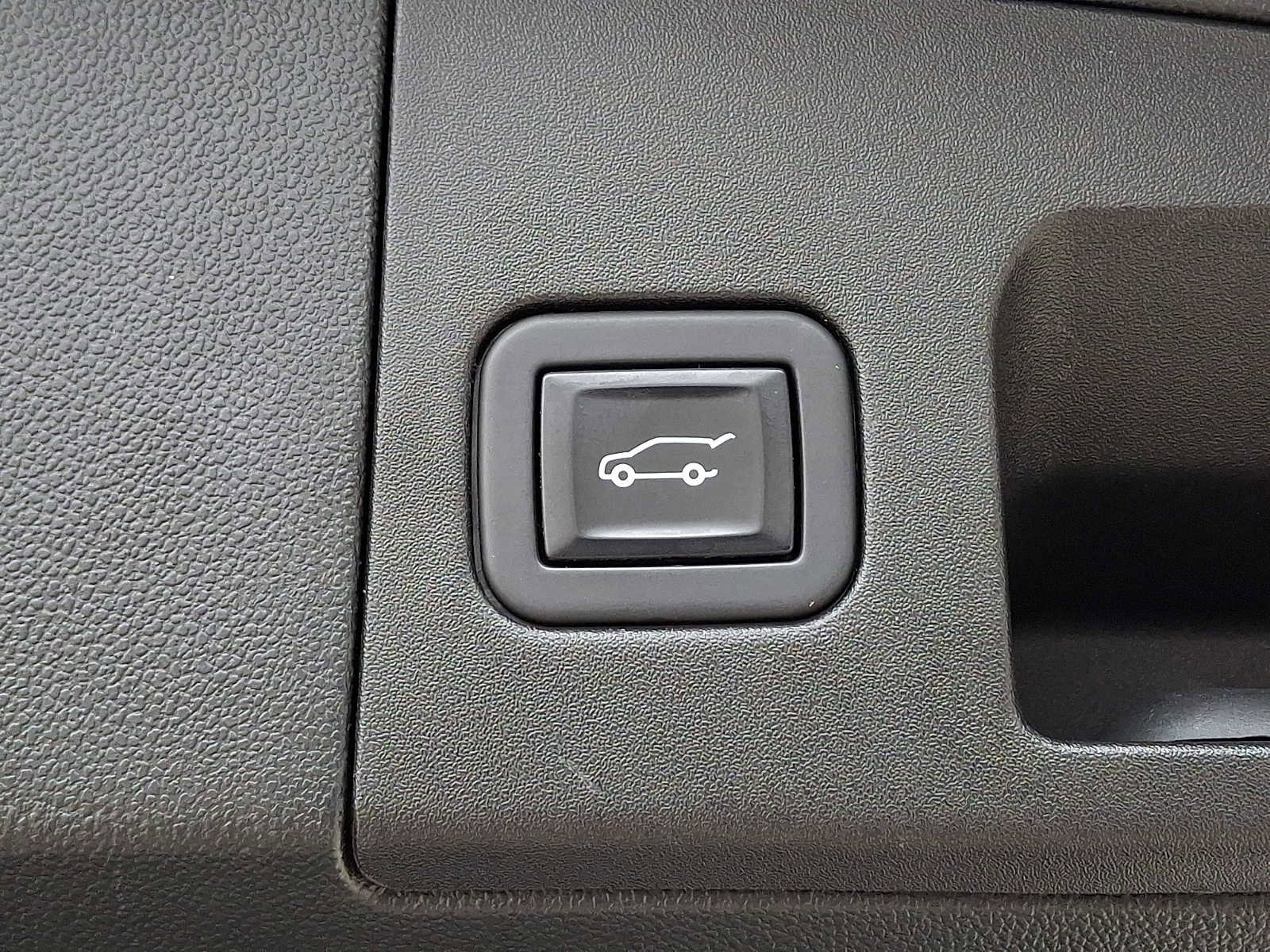 Certified 2023 Cadillac XT5 Premium Luxury image 25