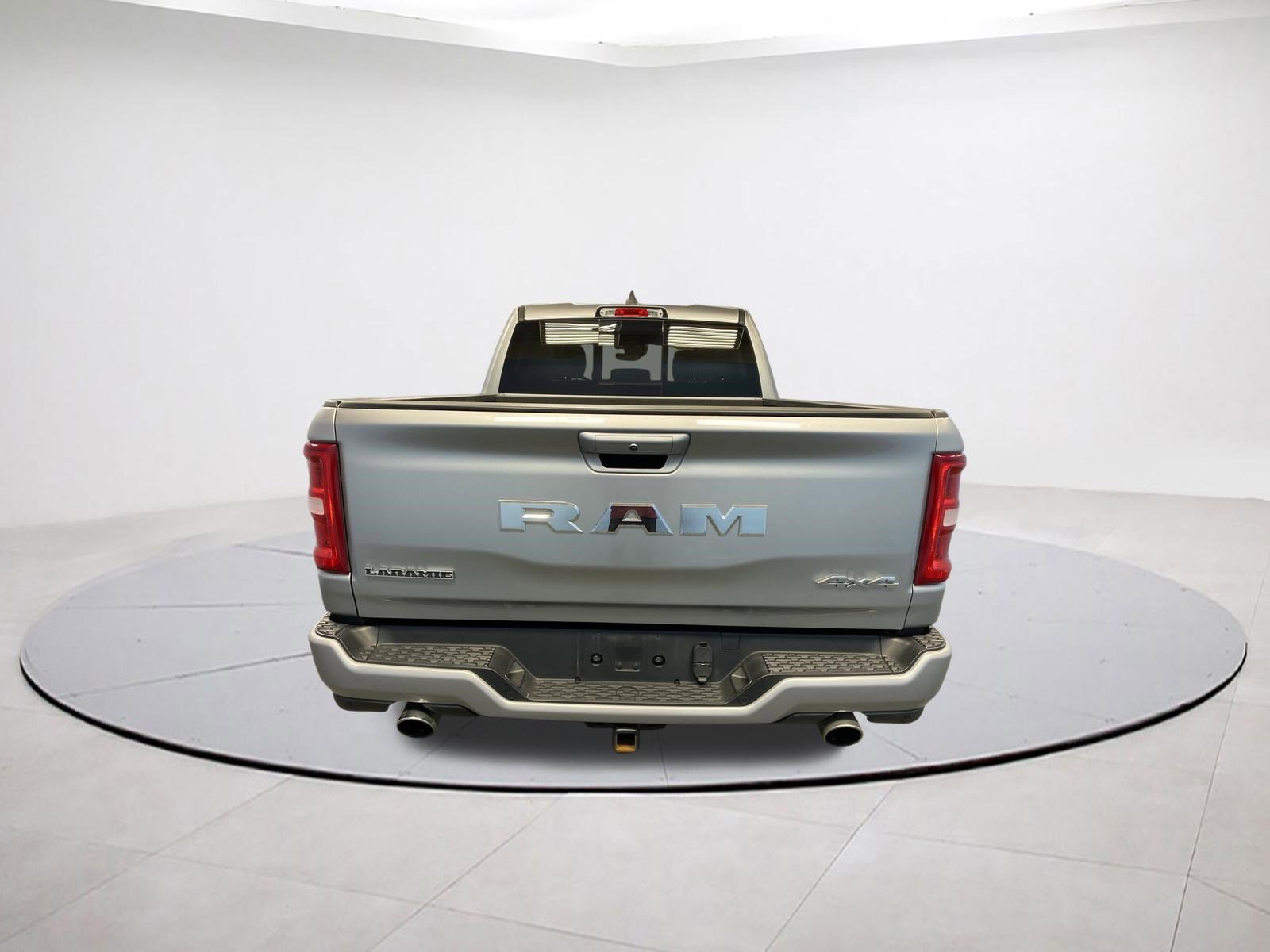 Used 2025 RAM 1500 Laramie w/ Sport Appearance Package image 5