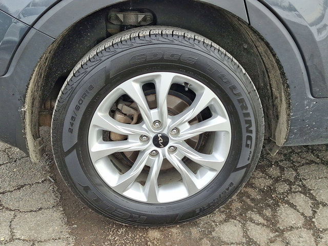 Used 2022 Kia Telluride LX image 28