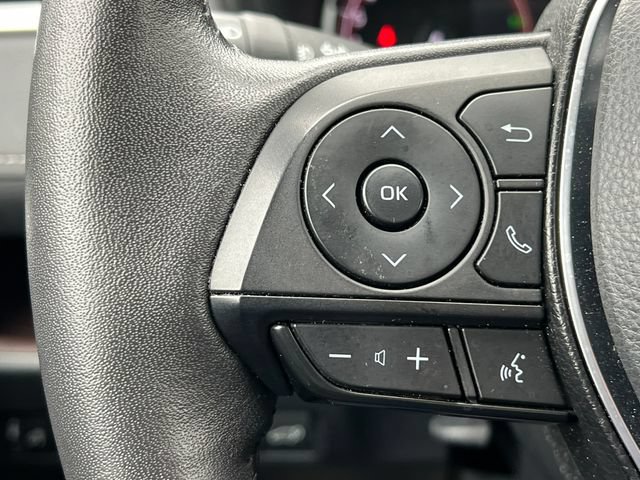 Used 2022 Toyota RAV4 Limited AWD/4WD image 23