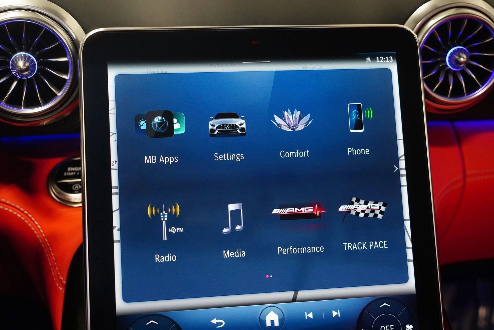 Used 2025 Mercedes-Benz SL 63 AMG 4MATIC image 26