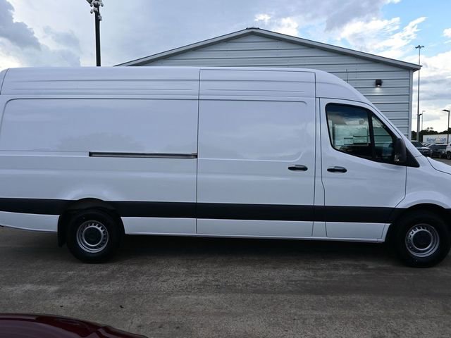 New 2026 Mercedes-Benz Sprinter 2500 image 25