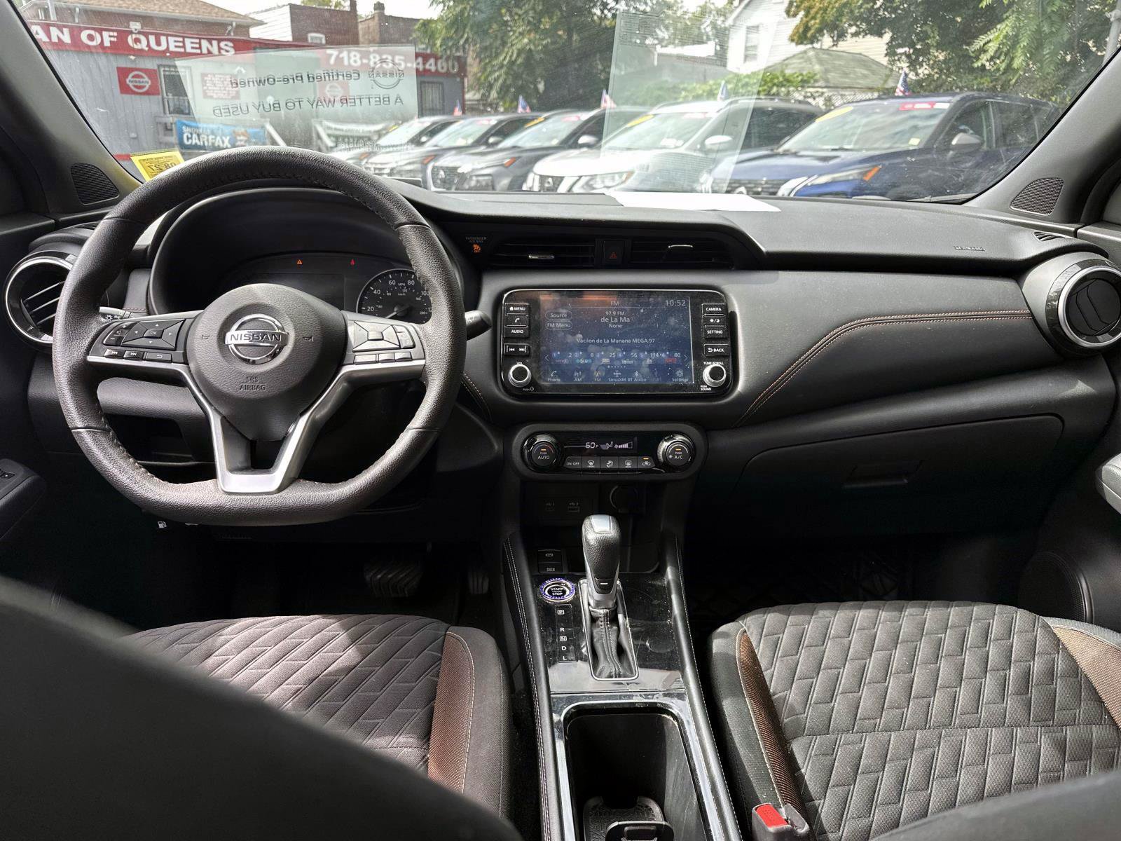 Certified 2021 Nissan Kicks SR FWD image 13